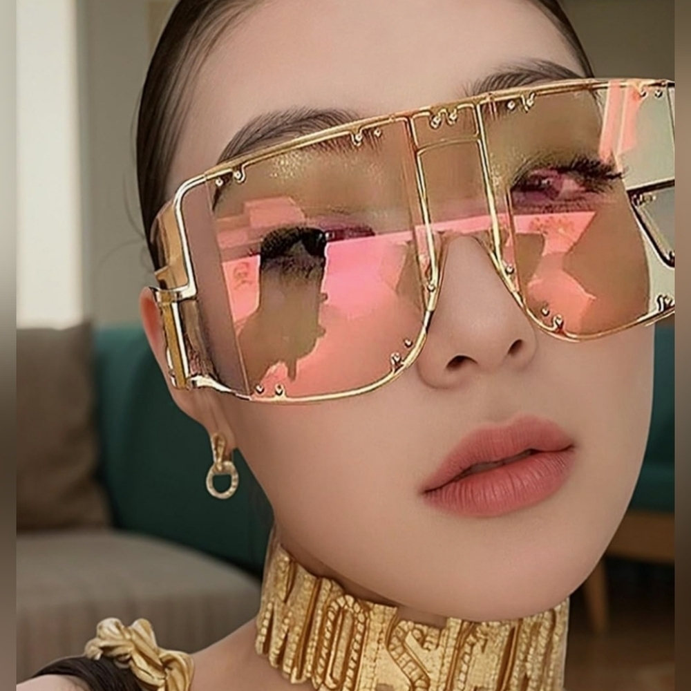 💫 Glamour Oversized Sunglasses NWT